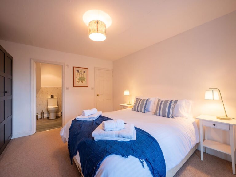 Alberni-1-bed-2-pic-2