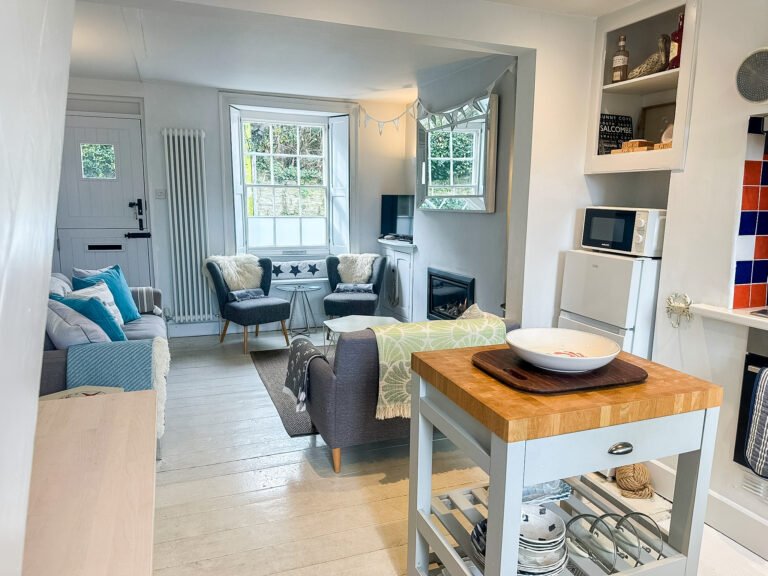GInn-Kitchen-Loung-3