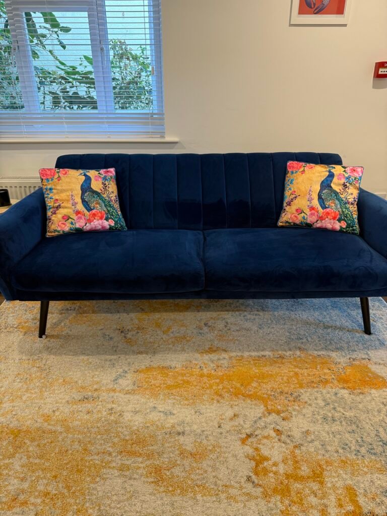 Hideaway-Lounge-5
