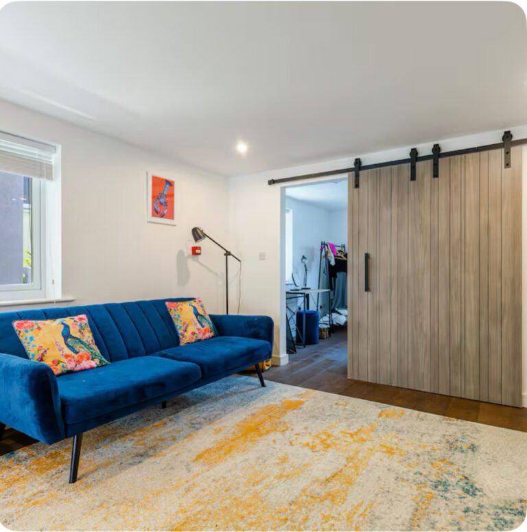 Hideway-Lounge-2