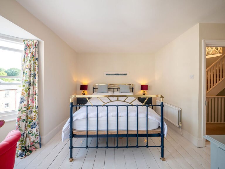 Kennford-Bedroom-1-pic-5