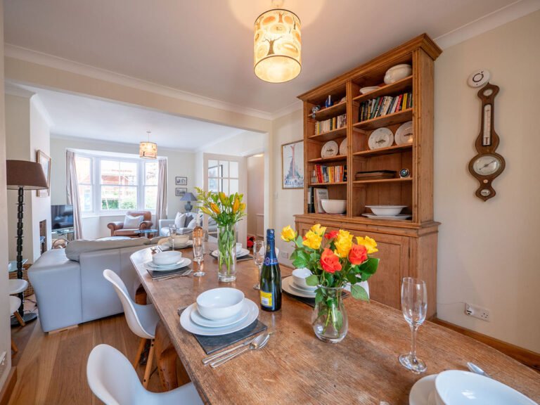 Kennford-Dining-pic-1