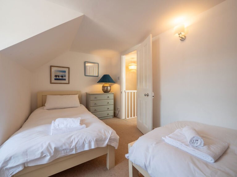 Kennford-bed-4-pic-2