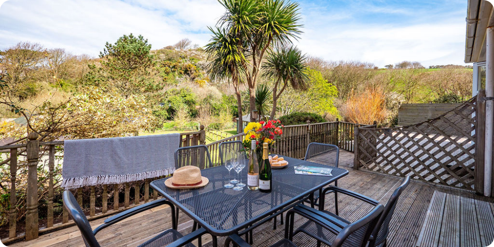 1 Alberni Cottage: A Hope Cove Cottage Near the Beach | Quay Holiday Lettings