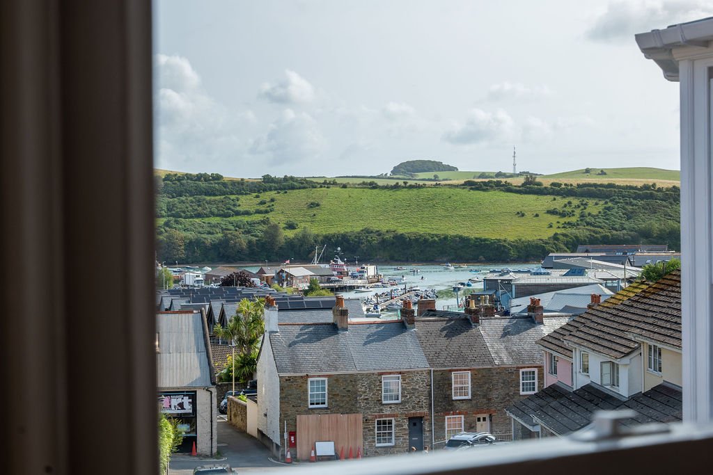 Salcombe waterfront near Kennford holiday home