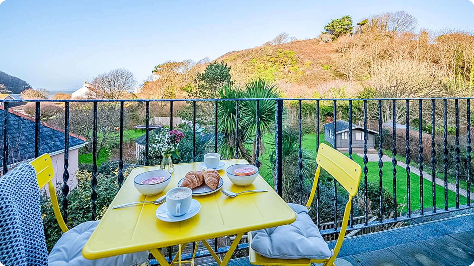 48 Hours In Hope Cove